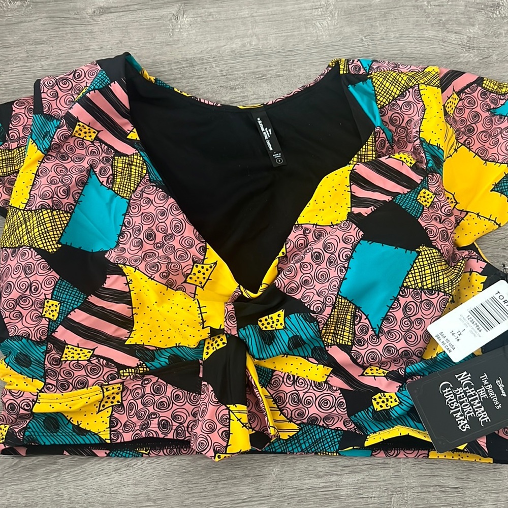 Torrid The Nightmare Before Christmas Bikini Top in size 1 brand new with Tags